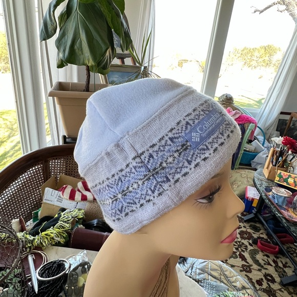 The North Face Light Gray Fleece Beanie - Picture 2 of 3